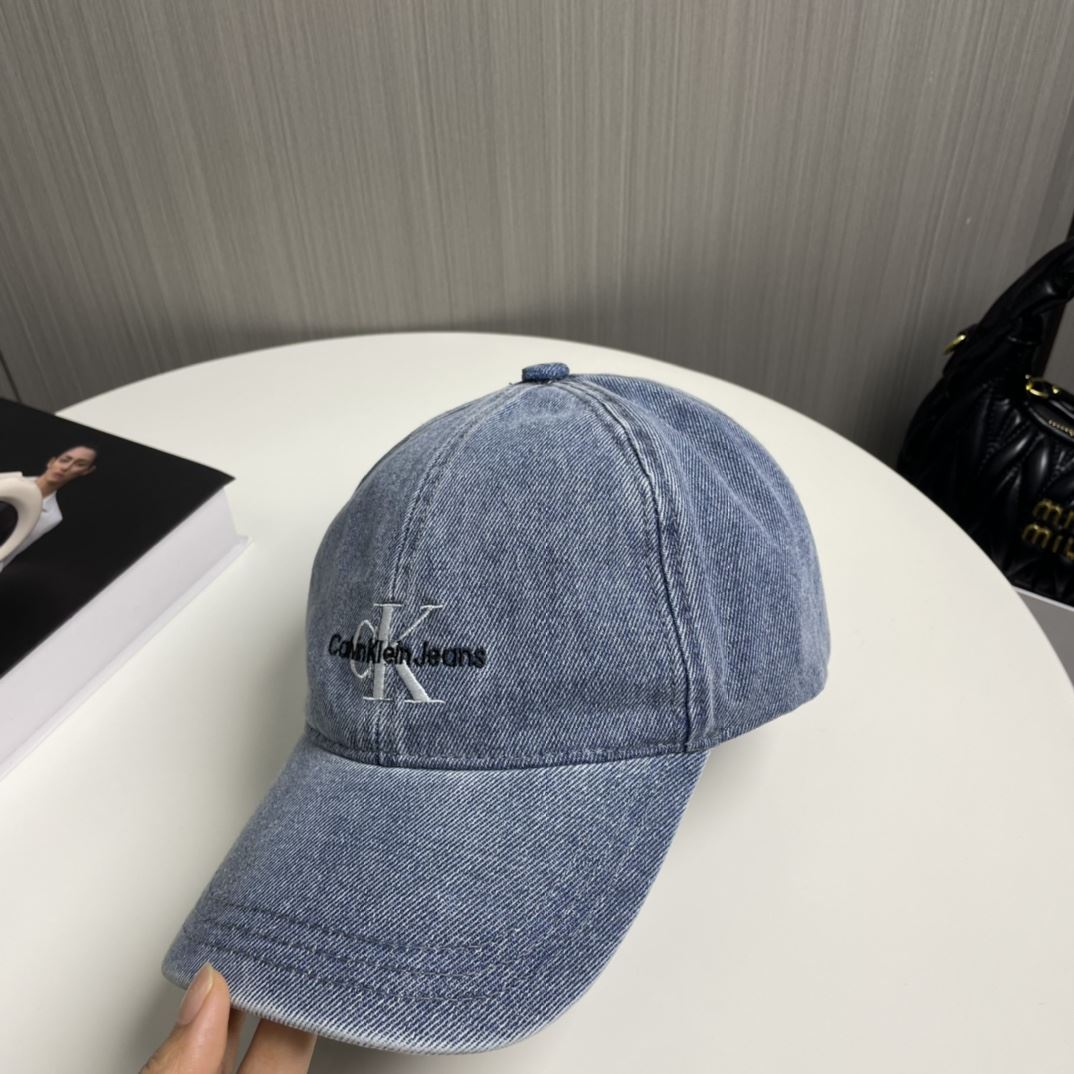 Louis Vuitton Caps